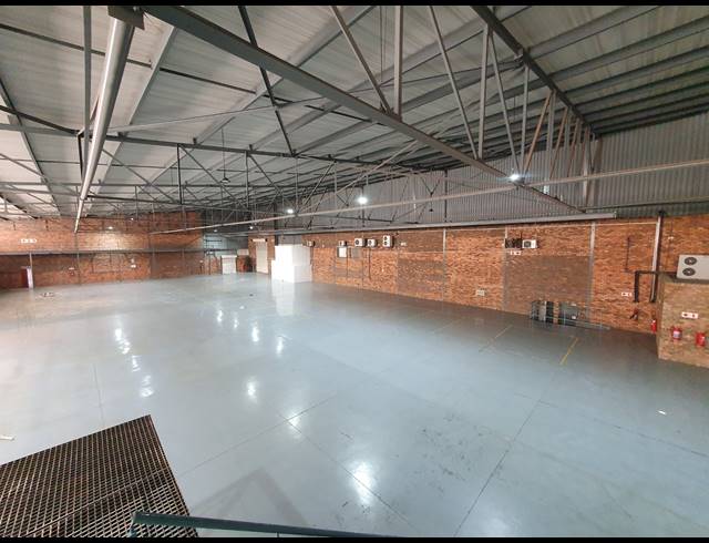 2,805M² WAREHOUSE TO LET IN ORMONDE